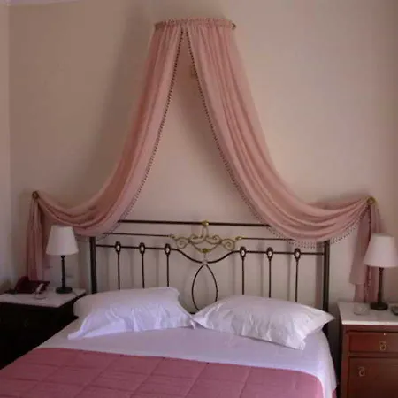 Ostria Hotel-milos